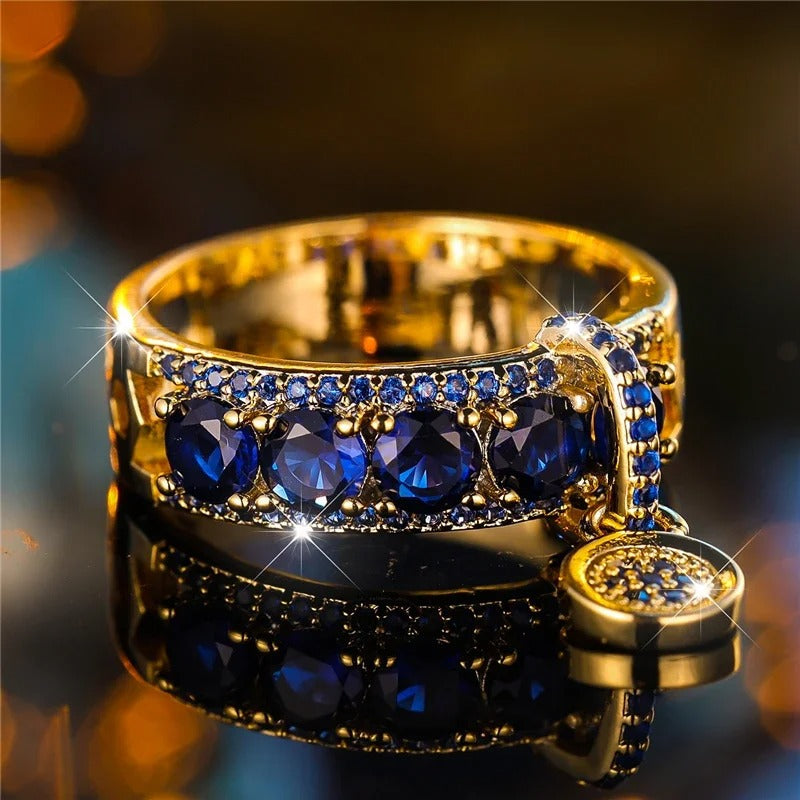 Antique Ring in Gold and Blue Crystal