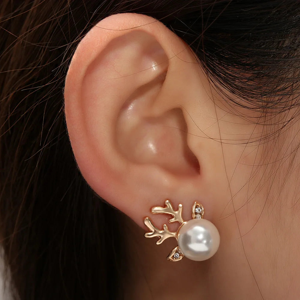 Reindeer Pearl Earrings