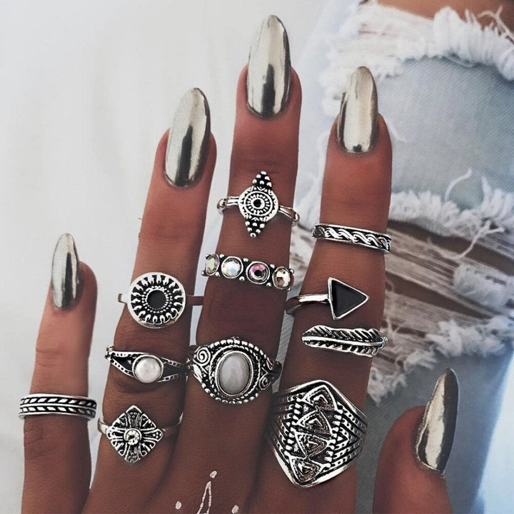 Unique Ring Set: 8 to 12 Pieces