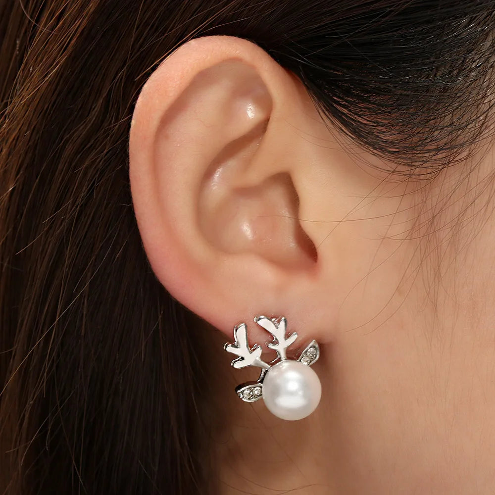 Reindeer Pearl Earrings
